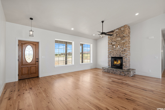 929 E Torrey Breaks Cir, Torrey, UT 84775 — photo 10