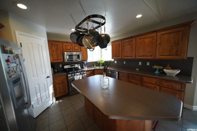 7910 S 2310 E, South Weber, UT 84405 — photo 4
