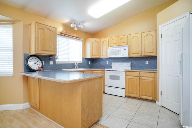 3798 W 5625 S, Roy, UT 84067 — photo 9