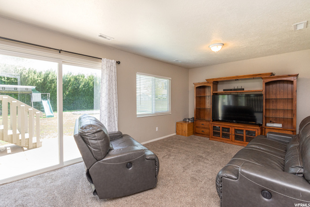 2002 N 950 W, Clinton, UT 84015 — photo 10