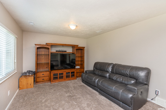 2002 N 950 W, Clinton, UT 84015 — photo 11