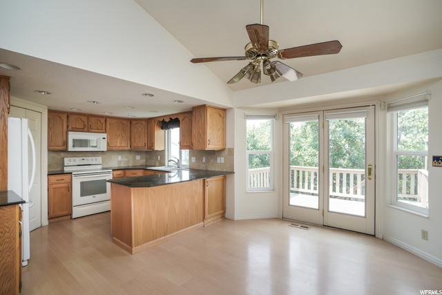 2107 N Sunset Dr, Layton, UT 84040 — photo 3