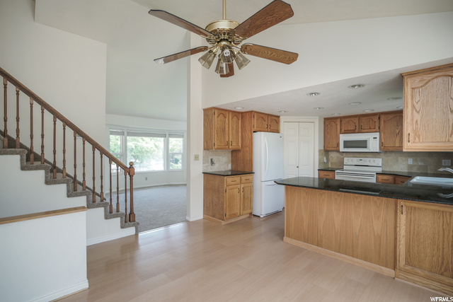 2107 N Sunset Dr, Layton, UT 84040 — photo 4