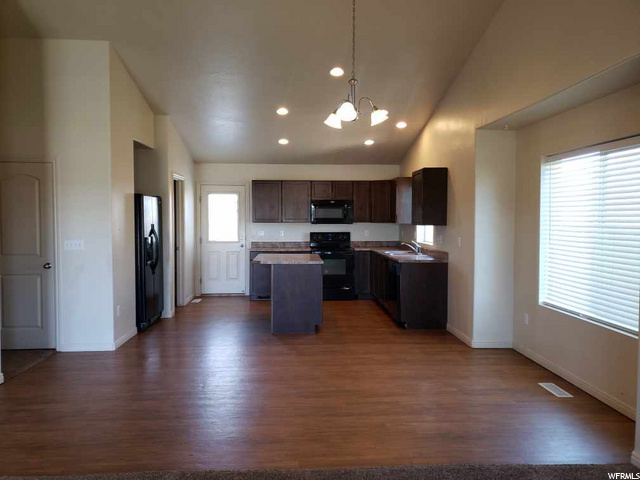 275 W 2000 S, Vernal, UT 84078 — photo 3