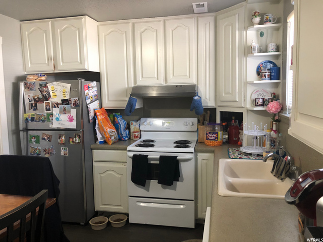 255 E 8355 S, Sandy, UT 84070 — photo 4