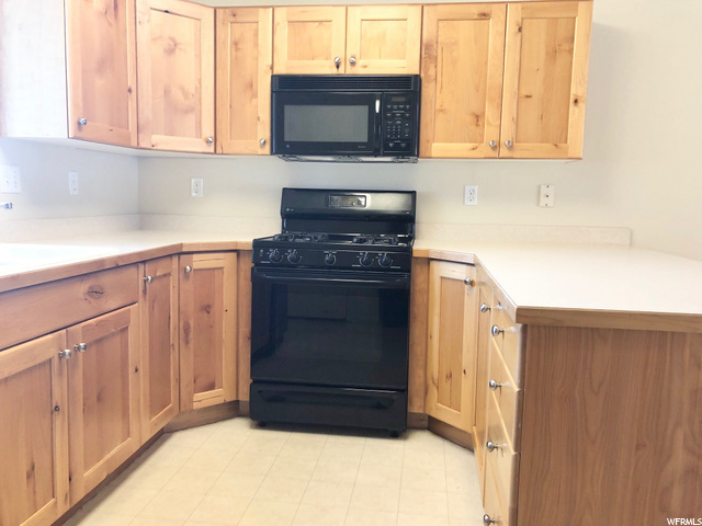 1043 E Fort Ln, Ogden, UT 84404 — photo 8