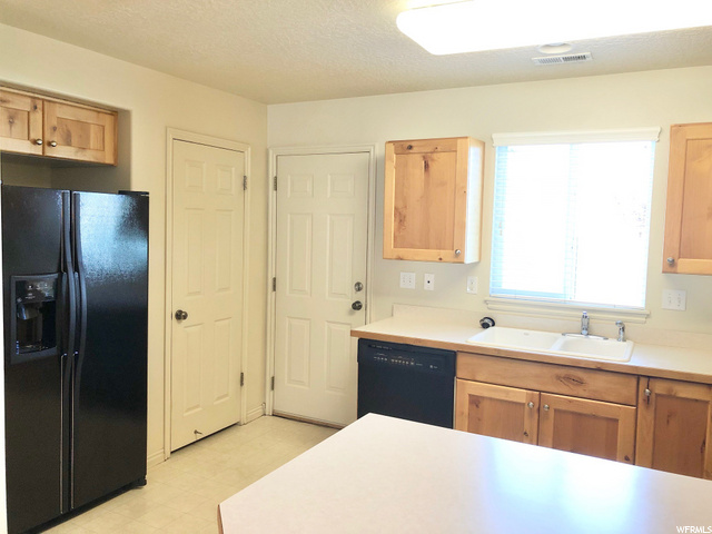 1043 E Fort Ln, Ogden, UT 84404 — photo 5