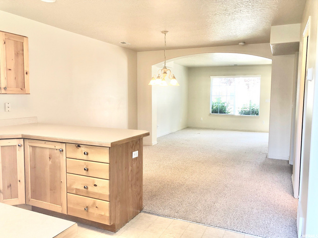 1043 E Fort Ln, Ogden, UT 84404 — photo 7