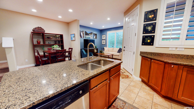 2 S 285 W, Centerville, UT 84014 — photo 5