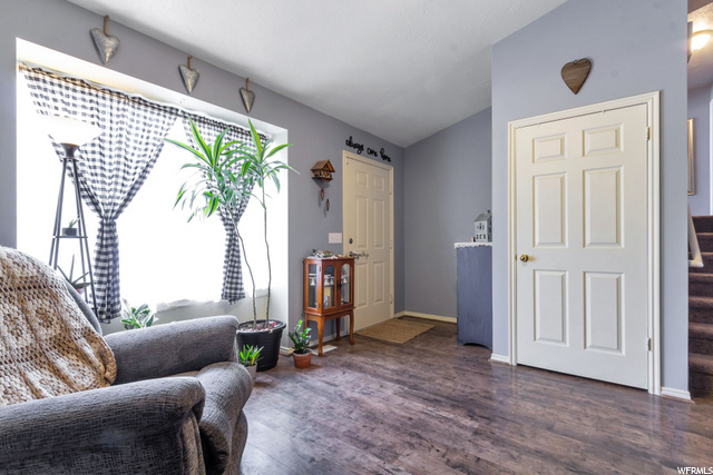 593 W 950 N, Clinton, UT 84015 — photo 6