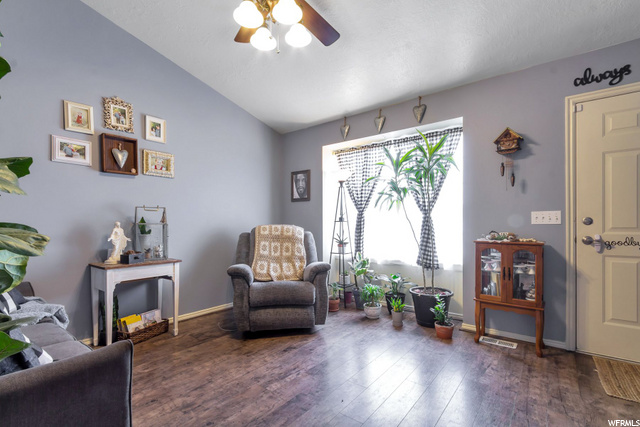 593 W 950 N, Clinton, UT 84015 — photo 5