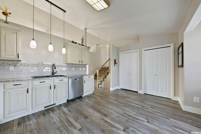 2159 N 1350 W, Clinton, UT 84015 — photo 2