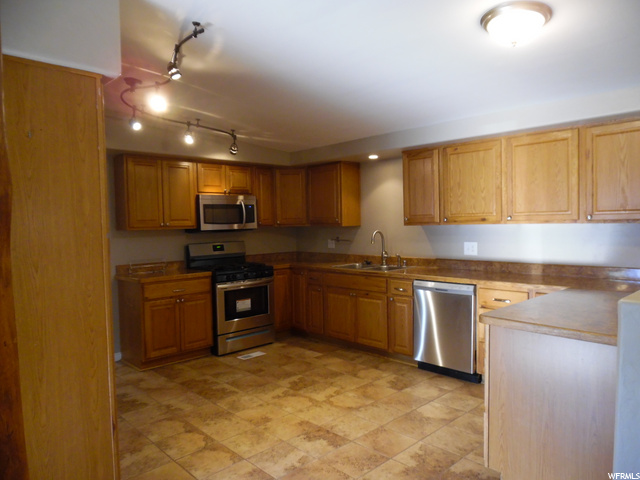 4049 S Beeman Ln, Moab, UT 84532 — photo 5