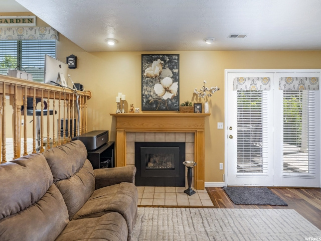 1024 E Alexander Ct, Sandy, UT 84094 — photo 4