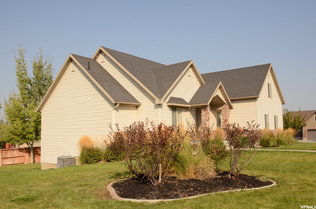 593 N 140 E, Millville, UT 84326 — photo 5