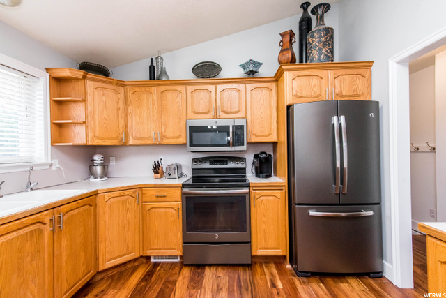 765 E 300 S, Hyrum, UT 84319 — photo 6