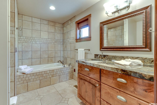 533 W Raspberry Patch Rd N #8, Garden City, UT 84028 — photo 12