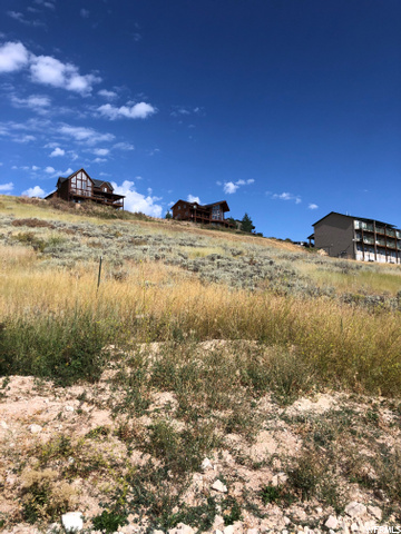 529 W Raspberry Patch Rd #6, Garden City, UT 84028 — photo 2