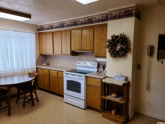 66 W 600 S, Nephi, UT 84648 — photo 8