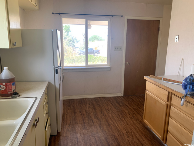 403 E Vine St, Tooele, UT 84074 — photo 6