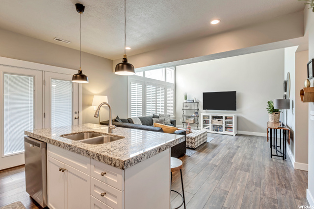 398 E Barn View Dr, Midvale, UT 84047 — photo 5