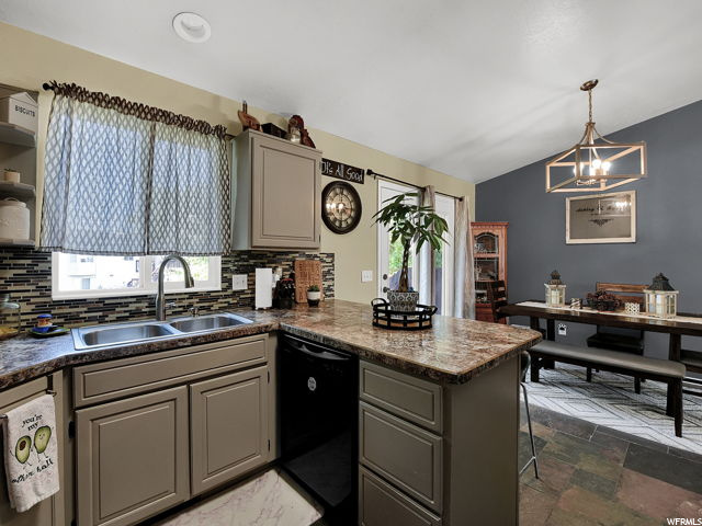 3916 W 4800 S, Roy, UT 84067 — photo 6