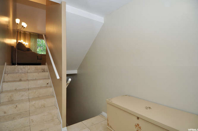 552 E Applewood Dr E, Bountiful, UT 84010 — photo 5