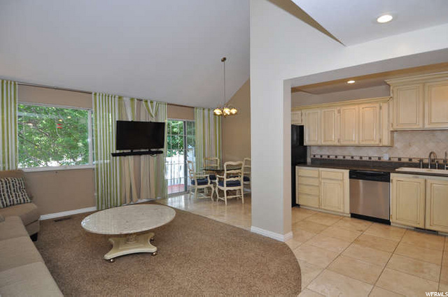 552 E Applewood Dr E, Bountiful, UT 84010 — photo 12