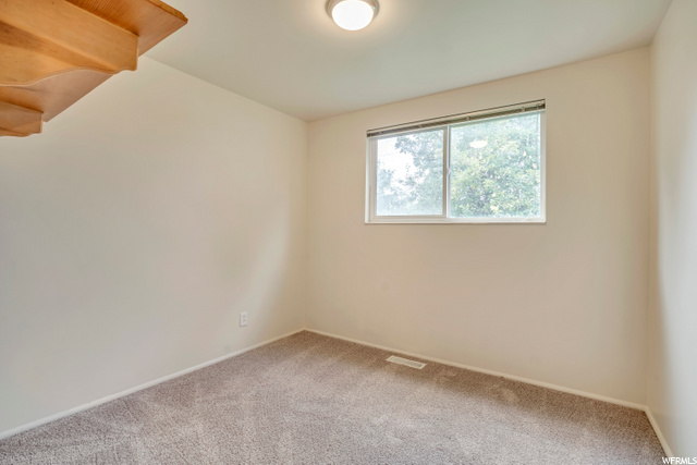 392 E Hillside Dr, Murray, UT 84107 — photo 9