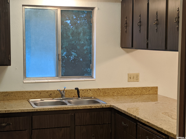 765 E Sunrise Ave N, Hyrum, UT 84319 — photo 5