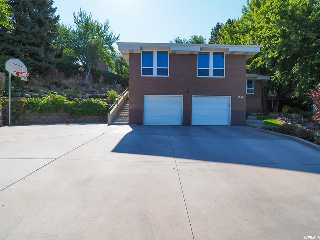 1452 N Easthills Cir, Bountiful, UT 84010 — photo 3