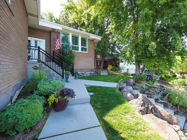 1452 N Easthills Cir, Bountiful, UT 84010 — photo 2