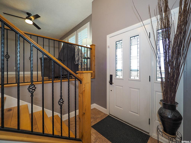 1452 N Easthills Cir, Bountiful, UT 84010 — photo 4