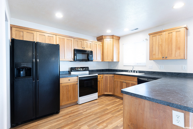 365 S Downs Dr, Ogden, UT 84404 — photo 8