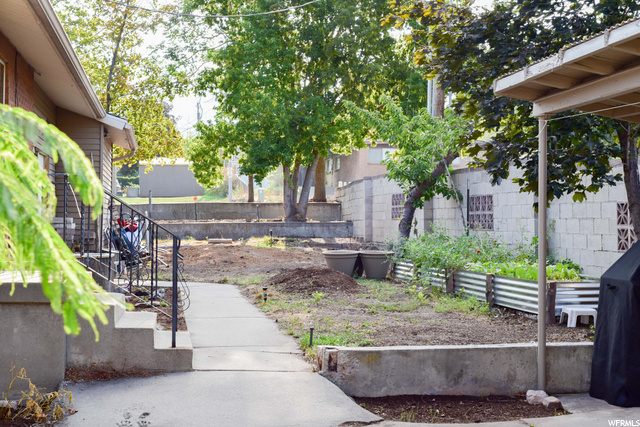 196 E 1650 S, Bountiful, UT 84010 — photo 9