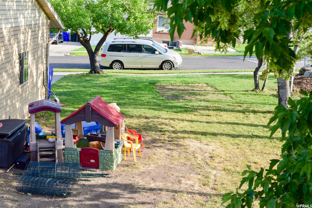 196 E 1650 S, Bountiful, UT 84010 — photo 4