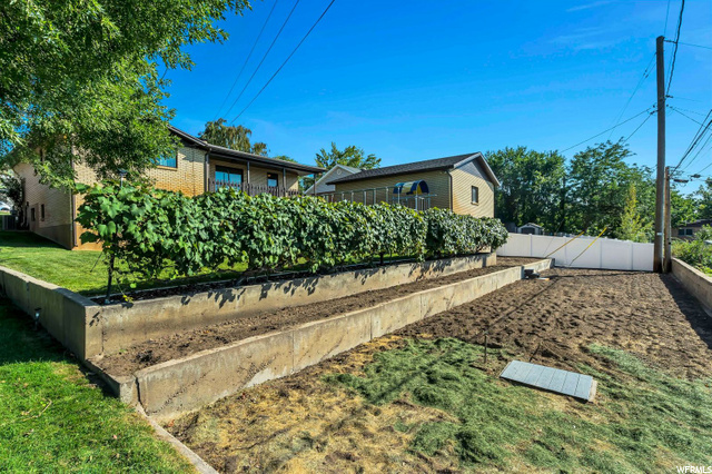 2964 S Davis Blvd, Bountiful, UT 84010 — photo 5