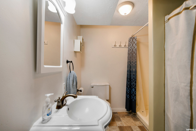 2114 W Gordon Ave, Layton, UT 84041 — photo 9