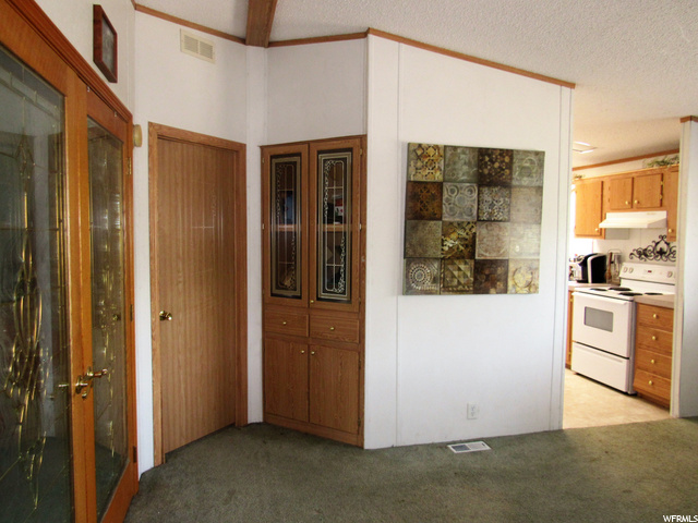 191 E 550 S, Vernal, UT 84078 — photo 6