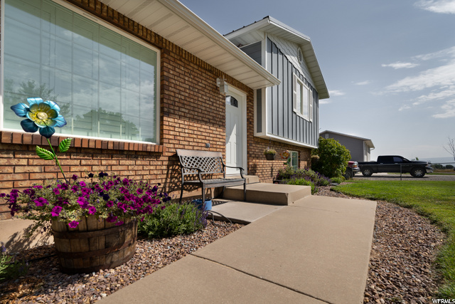 973 E 2850 S, Naples, UT 84078 — photo 2