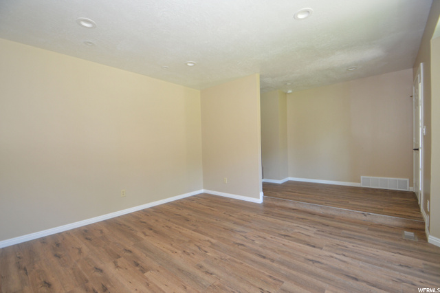 1275 N Ash Dr E, Layton, UT 84040 — photo 4