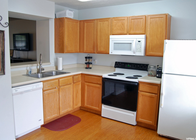 540 S 425 E, Clearfield, UT 84015 — photo 9