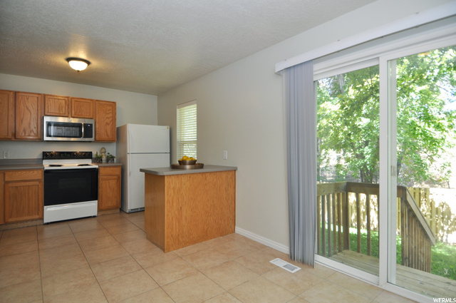 371 E 500 S, Clearfield, UT 84015 — photo 12
