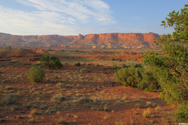 2023 E Highway 24 St, Torrey, UT 84775 — photo 2