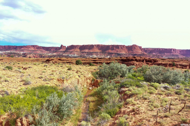 2023 E Highway 24 St, Torrey, UT 84775 — photo 8
