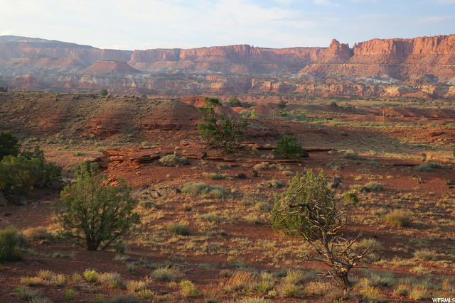 2023 E Highway 24 St, Torrey, UT 84775 — photo 3