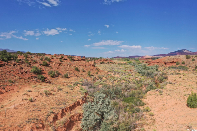2023 E Highway 24 St, Torrey, UT 84775 — photo 6