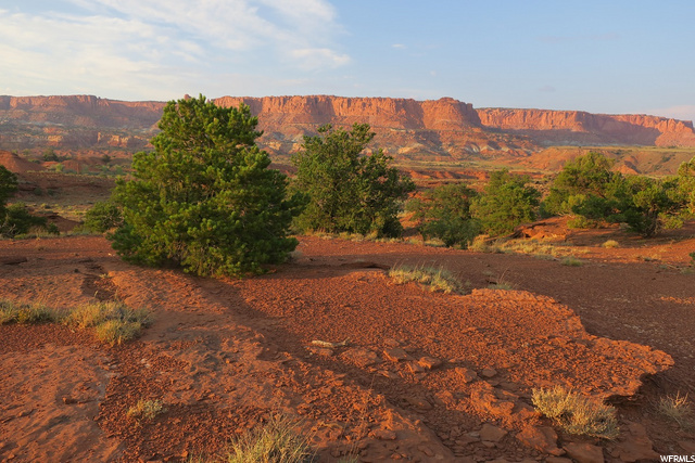 2023 E Highway 24 St, Torrey, UT 84775 — photo 4