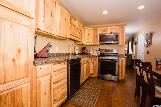 5893 S 2450 W, Roy, UT 84067 — photo 6