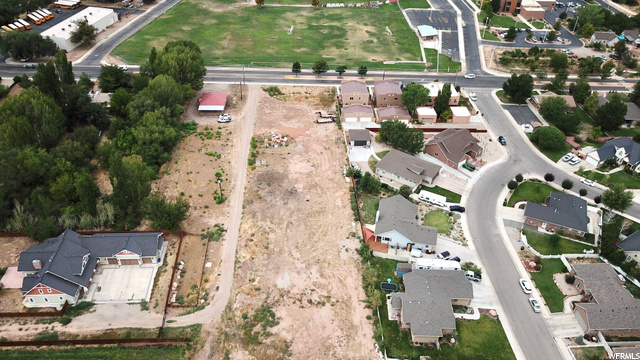 661 S 400 E, Moab, UT 84532 — photo 8